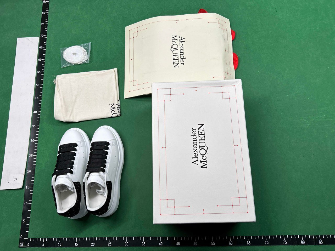 McQueen                                                                                                       McQueen                                                                                   