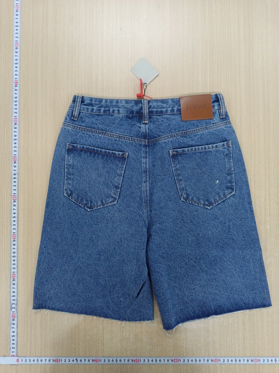  Loewe Shorts（3 Styles）