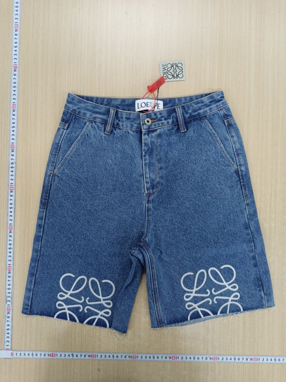  Loewe Shorts（3 Styles）