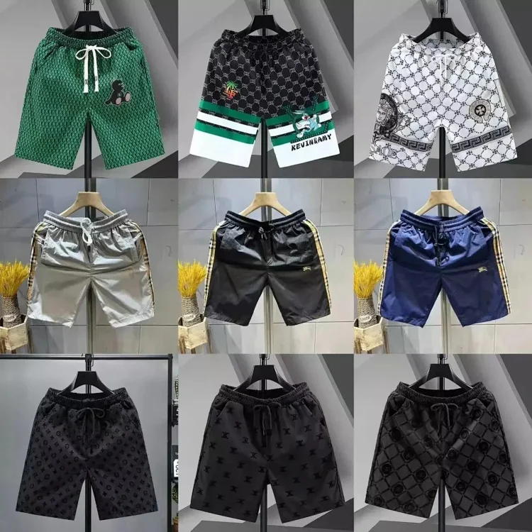 BURBERRY/（40 Styles）