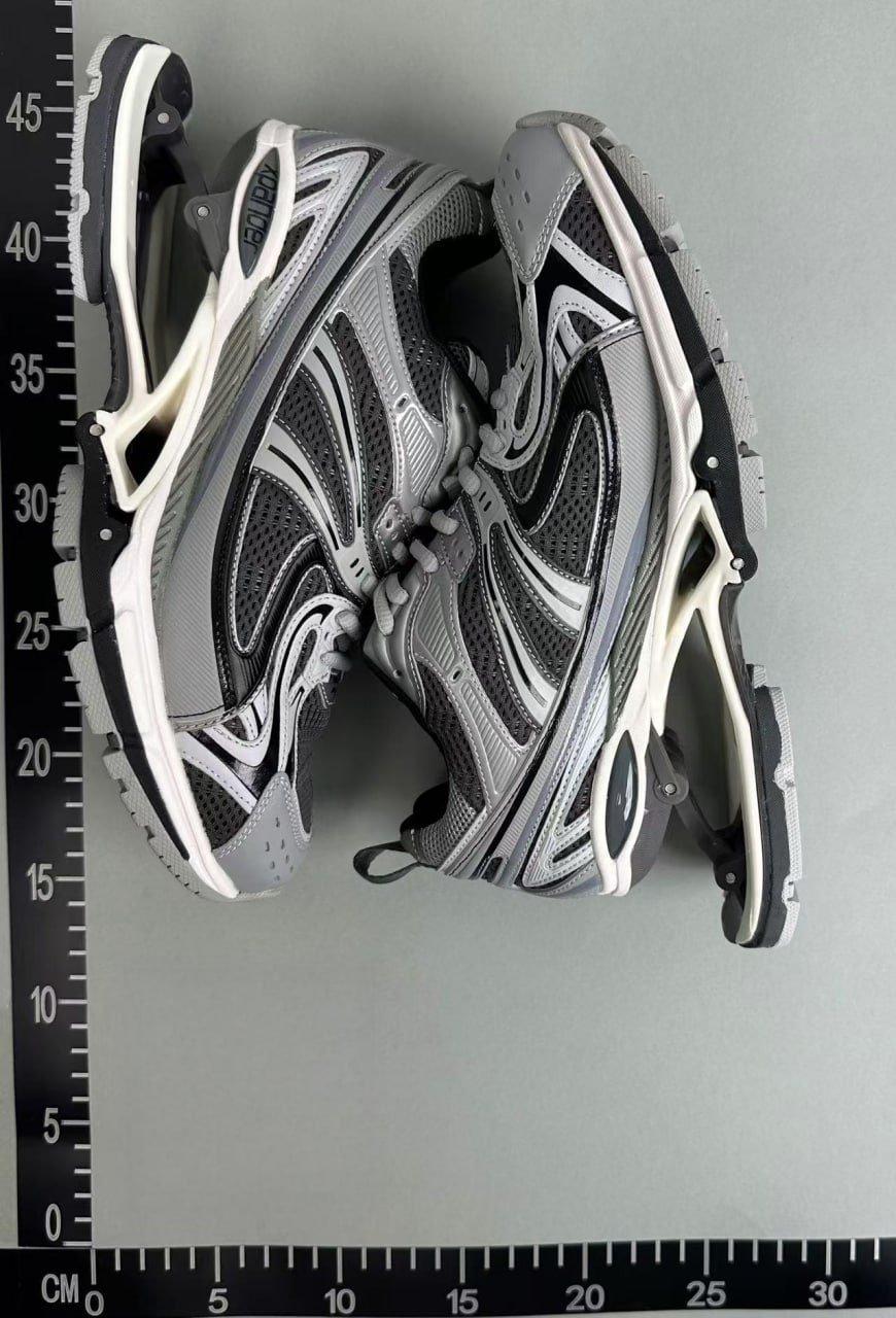 Balenciaga X（8 Styles）