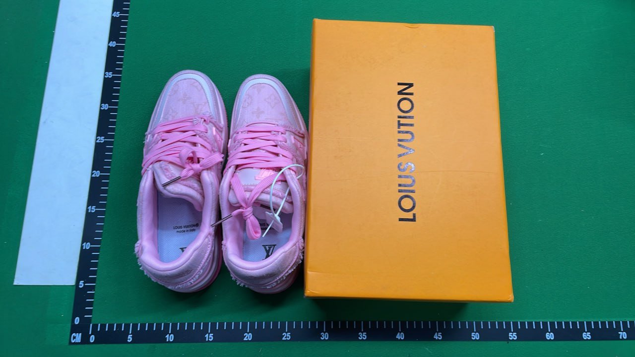 Louis Vuitton Trainers（33 Styles）