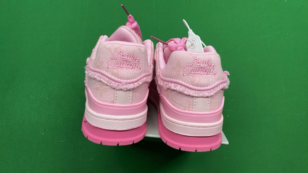 Louis Vuitton Trainers（33 Styles）