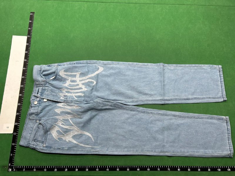Revenge jeans  (40 CP)