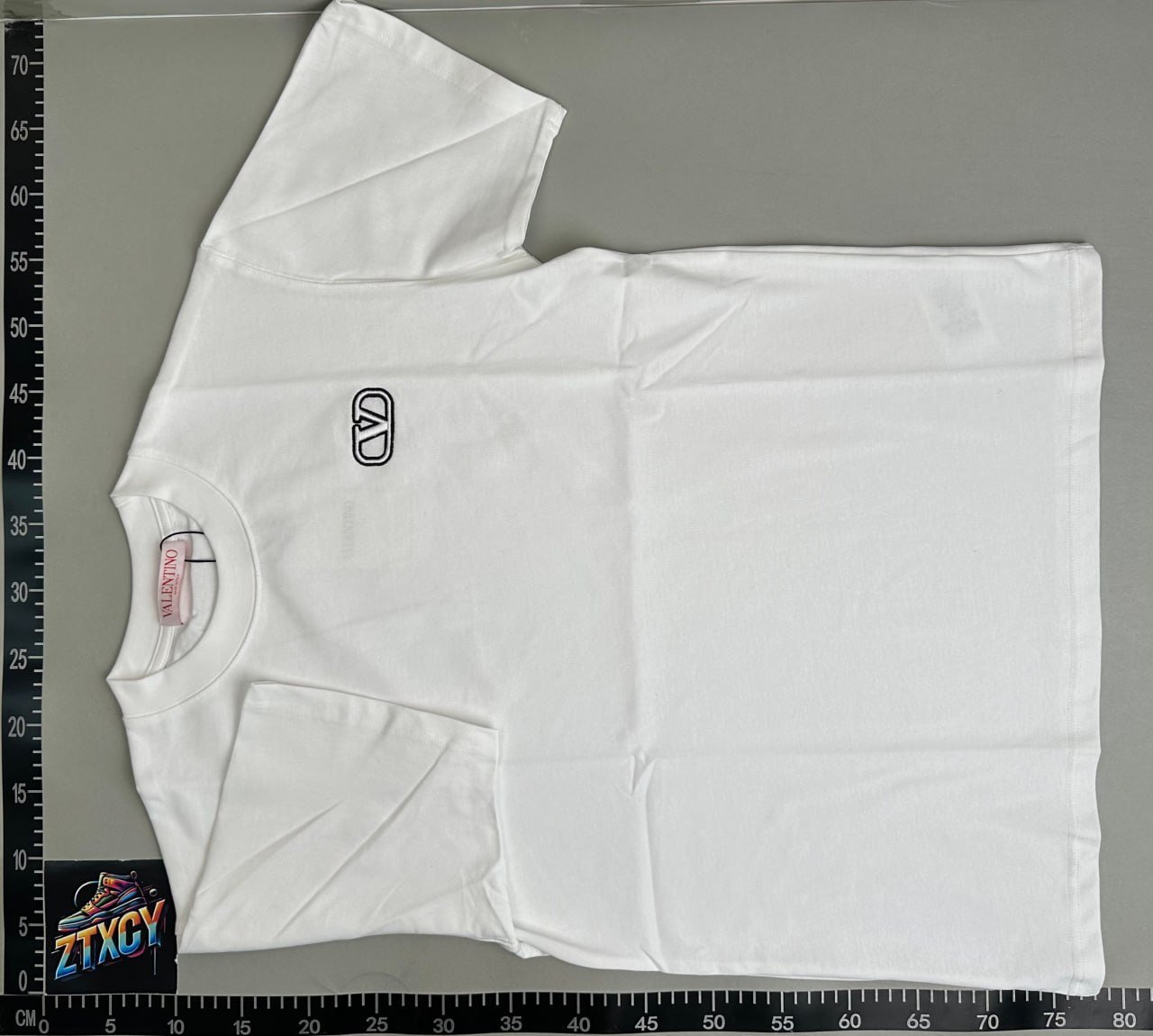 Valentino T-shirt（18 Styles）