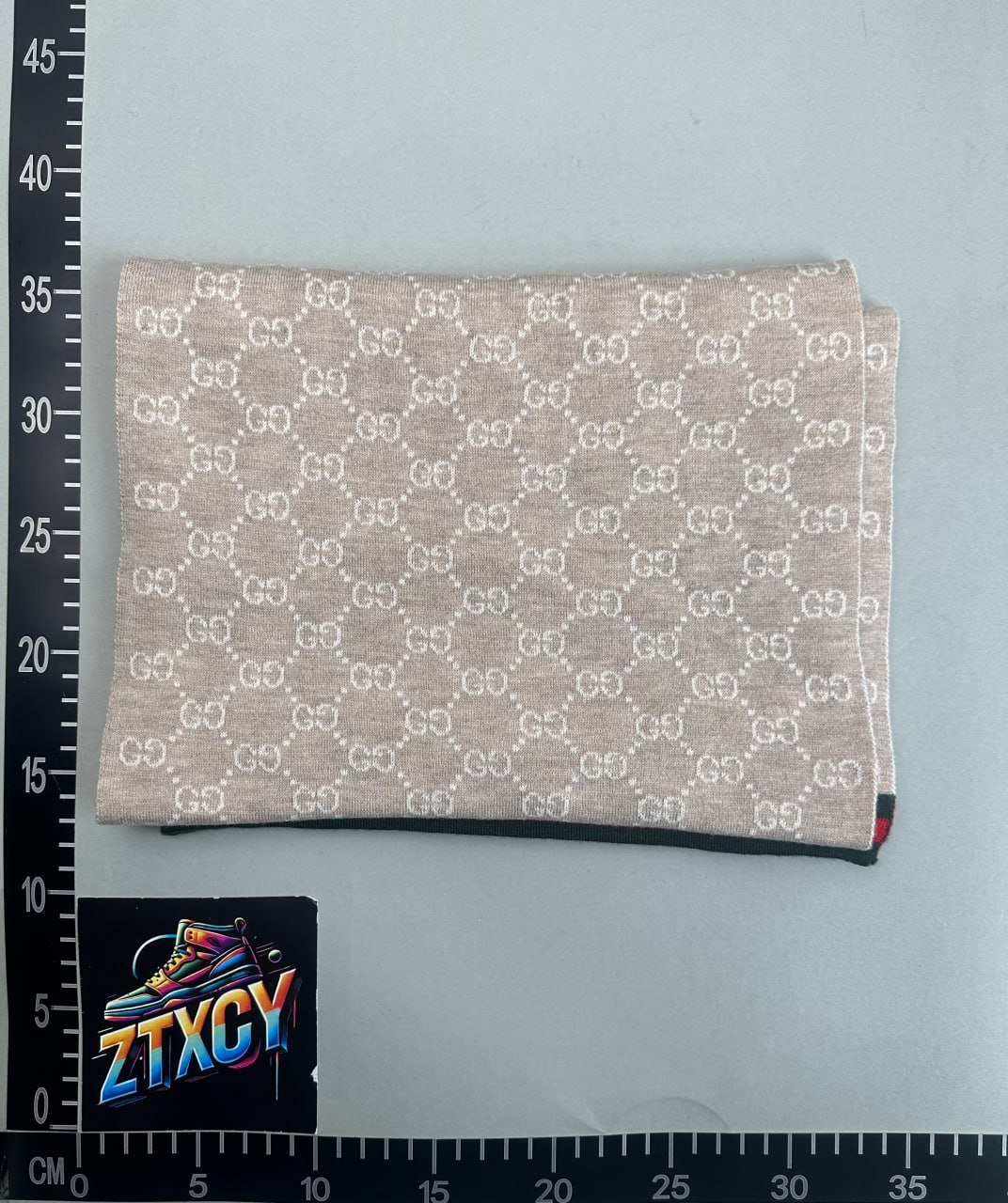 GUCCI scarf（2 Styles）