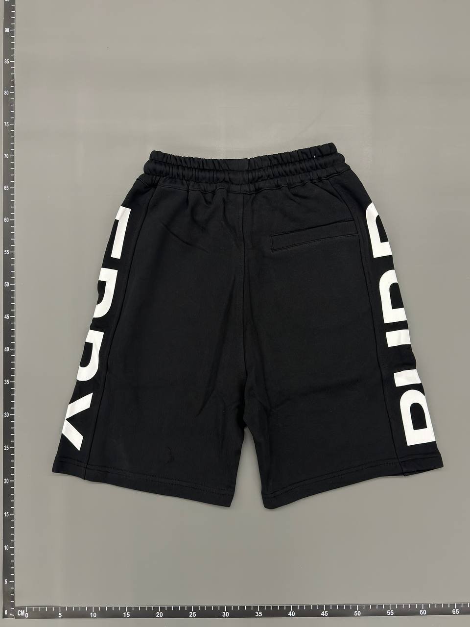 Burberry shorts （13+ Styles）