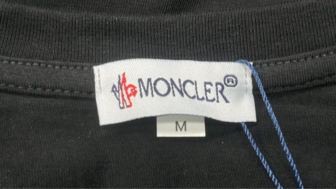 Moncler T-shirt（18 Styles）
