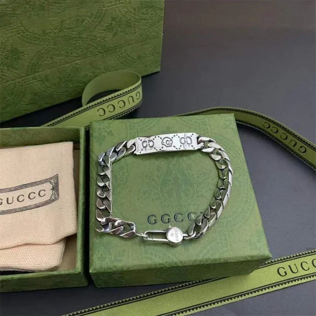 GUCCI bracelet?‍♀️