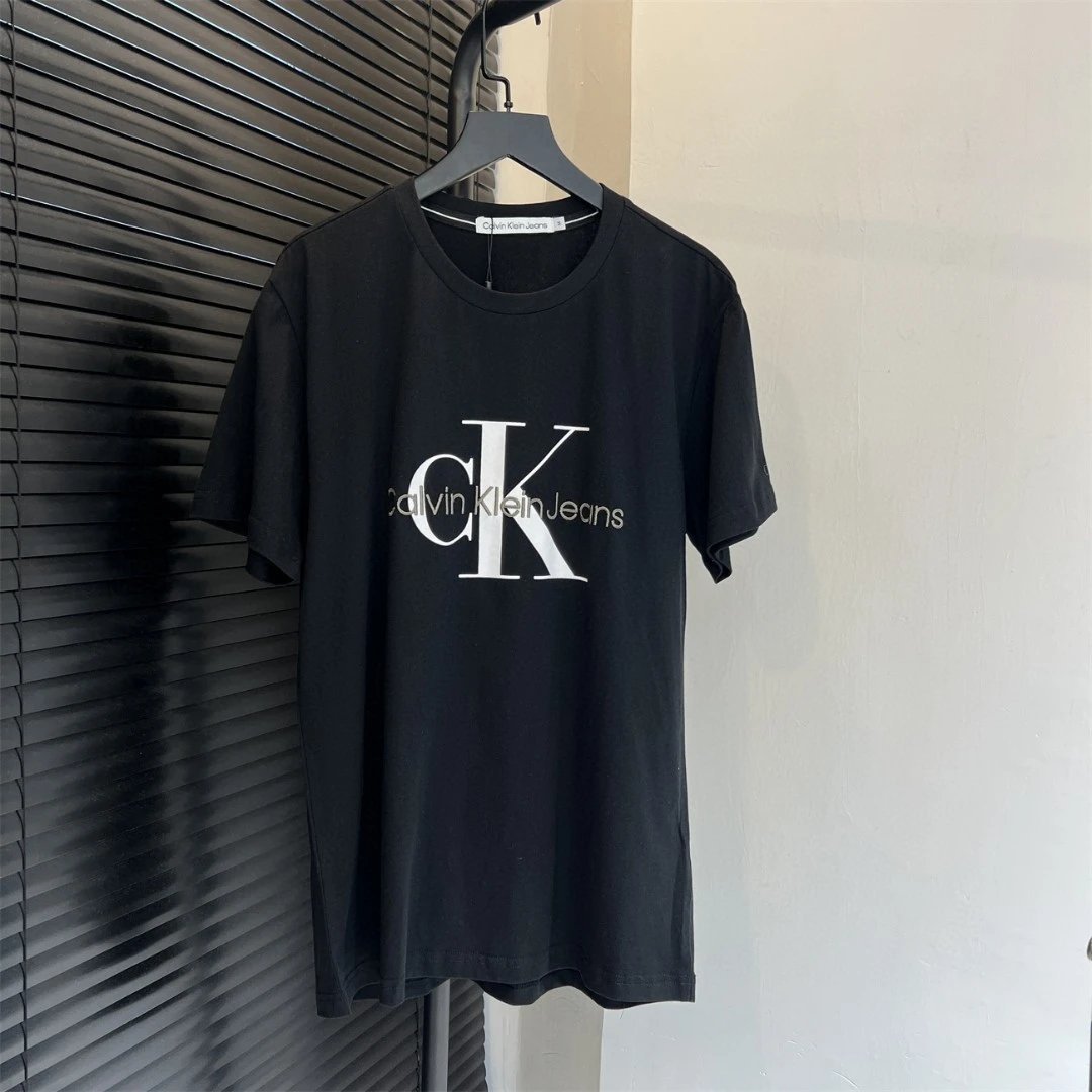 CK TEE??