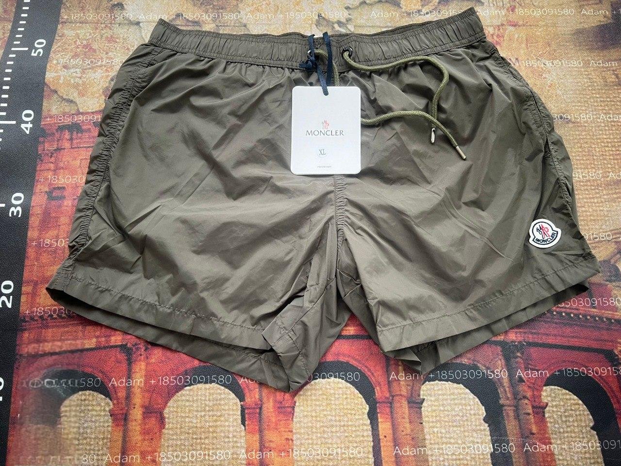  MONVLER Shorts