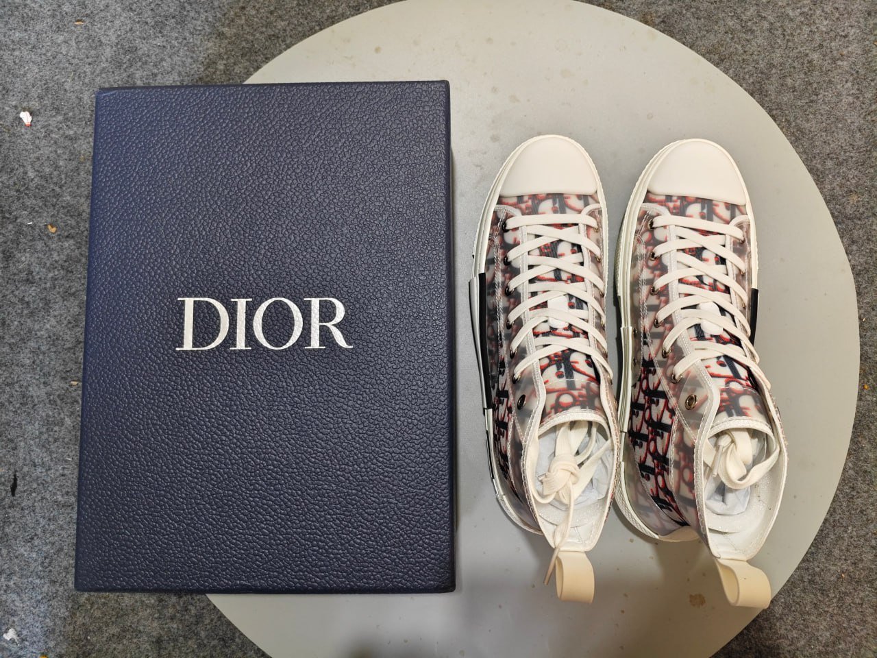 DIOR B23