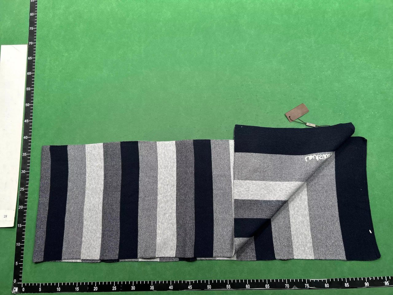 Burberry/LV Scarf      （20+ style）