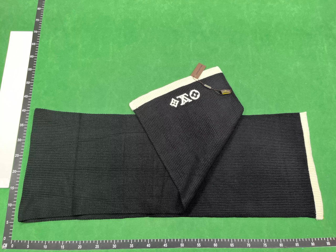 Burberry/LV Scarf      （20+ style）