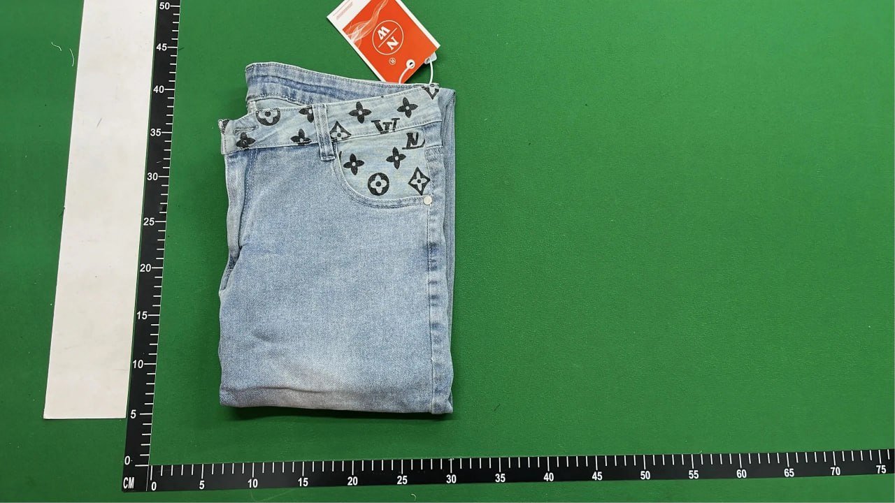  LV Jeans（25+ Styles）