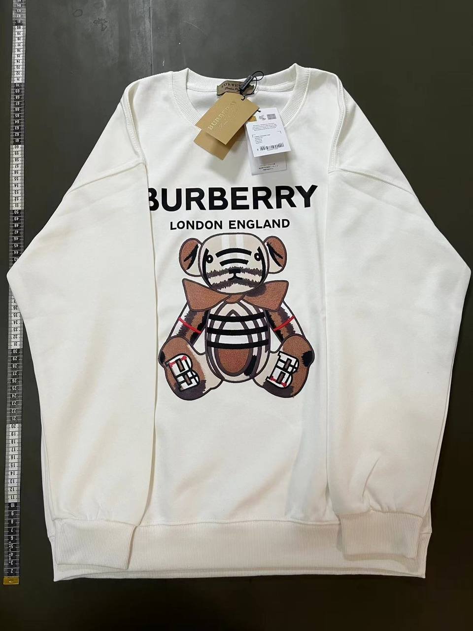  Burberry sweatshirt ( 40 colors )