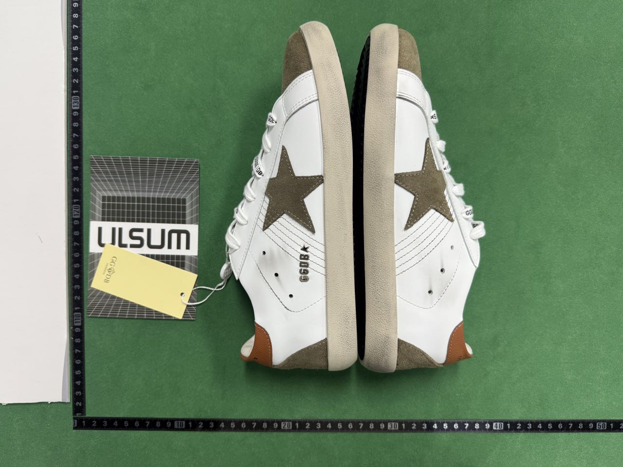 Golden Goose Super-Star