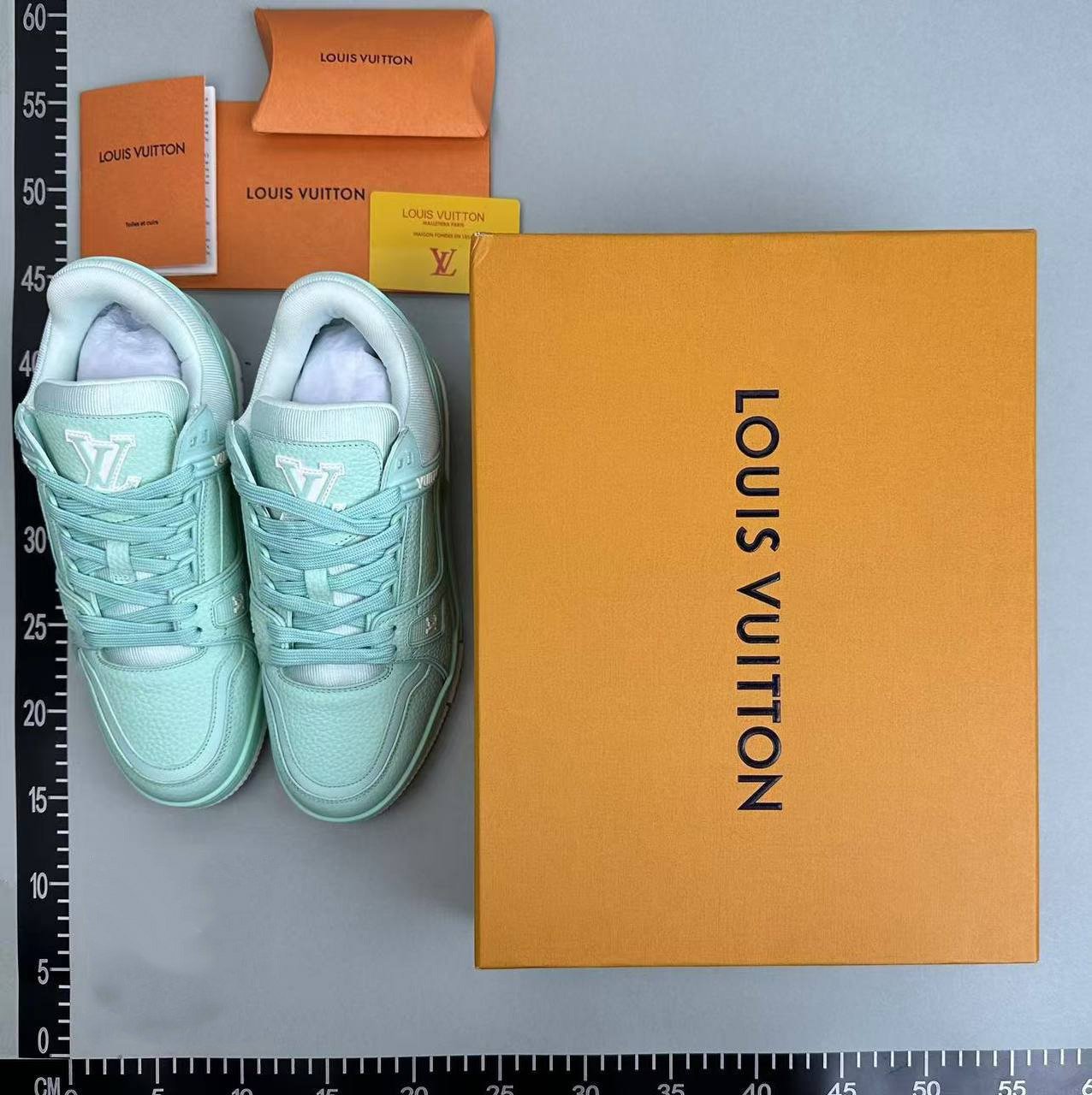 LOUIS VUITTON Trainer