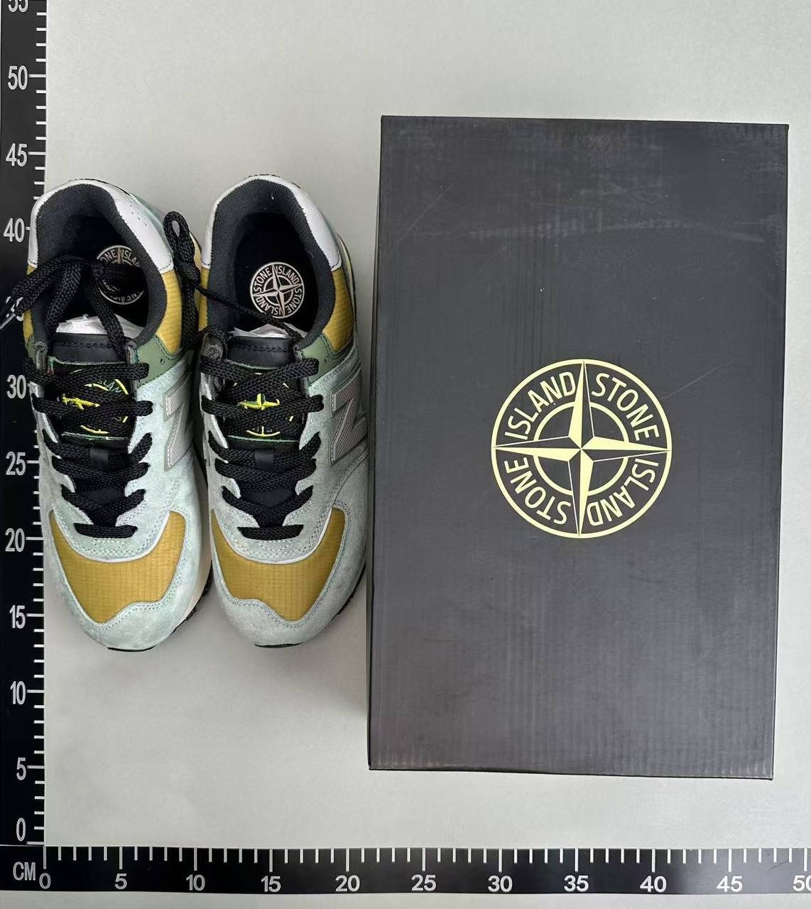 New Balance 574 Legacy x Stone Island