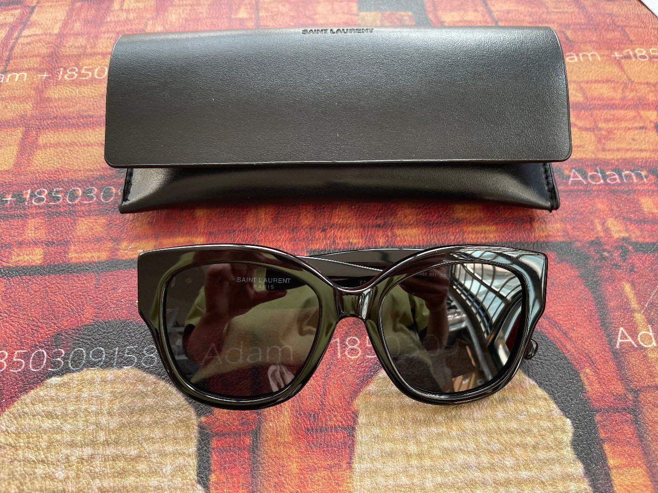 SAINT LAURENT Sunglasses